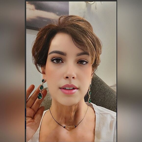 Stunning #EmeraldGreen Rhinestone Crystal Formal Dangle #ChandelierEarrings 2.5" - Picture 2 of 8